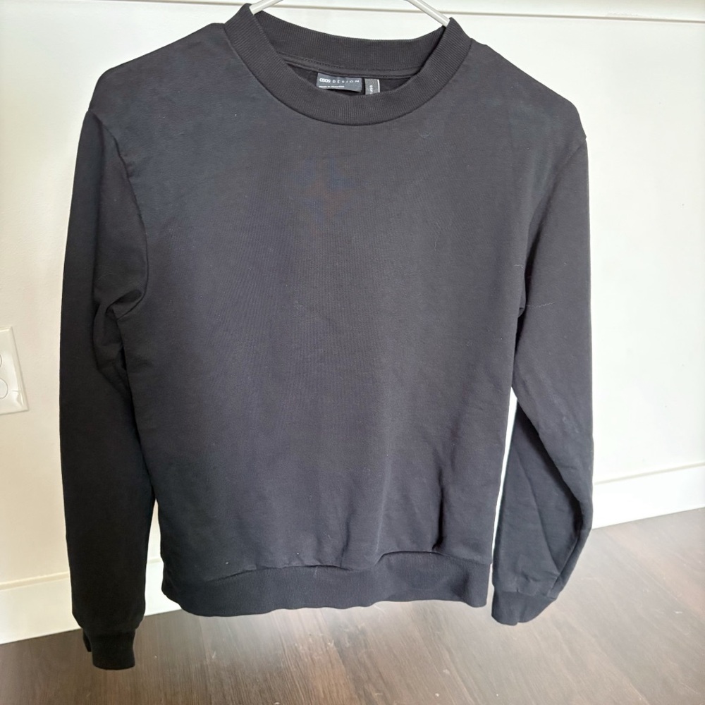 ASOS Design Ultimate Sweatshirt in Black, UK 4